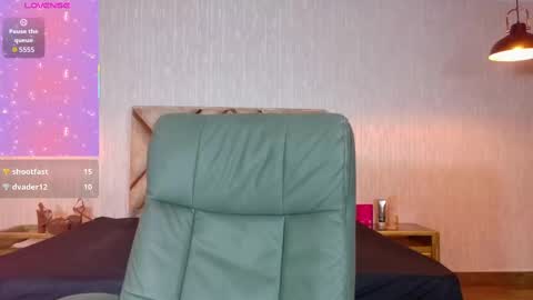 Snapshot of angeles_azul chatting on September 19, 5:16 pm angel online show from September 19, 5:16 pm