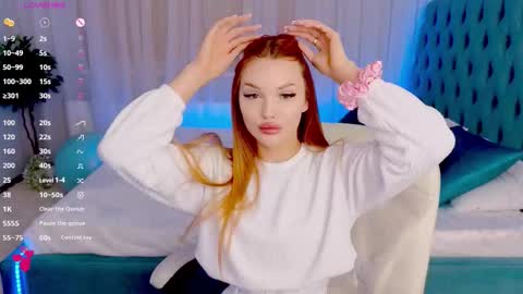 Snapshot of angeli_eyes chatting on September 24, 6:36 pm Ksenia online show from September 24, 6:36 pm