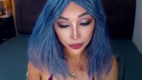 Snapshot of angelicqueents chatting on September 12, 1:35 pm MS. AMALIA online show from September 12, 1:35 pm