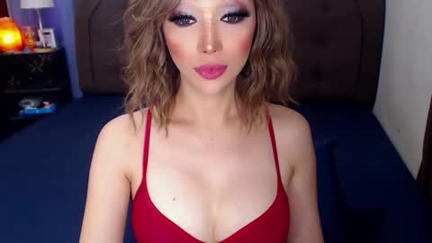 MS. AMALIA online show from May 12, 5:27 am