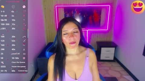 Snapshot of angelie_3 chatting on March 11, 4:30 am angelie online show from March 11, 4:30 am