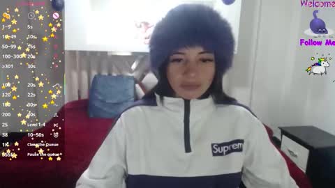 angelie online show from November 18, 4:48 am