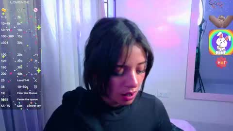 Snapshot of angelie_3 chatting on September 12, 10:01 pm angelie online show from September 12, 10:01 pm