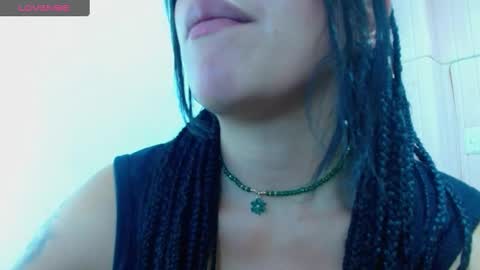 Snapshot of angelie_3 chatting on January 28, 5:22 am angelie online show from January 28, 5:22 am
