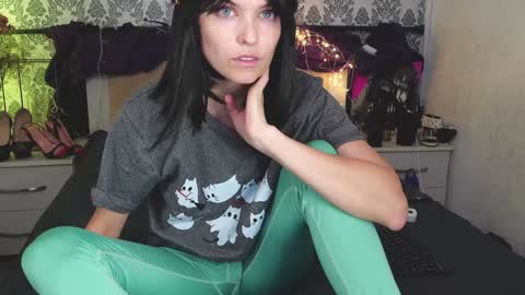 Angelika Rouge online show from October 26, 5:12 pm