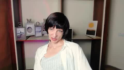 Snapshot of angelinalov_ chatting on September 26, 7:05 am Angelina online show from September 26, 7:05 am