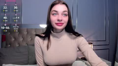 Snapshot of angelinawett chatting on October 10, 6:19 am Angelina online show from October 10, 6:19 am