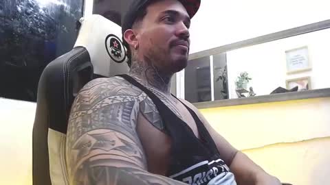 angellatino0 online show from February 18, 8:59 am