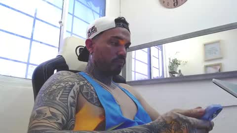 angellatino0 online show from February 16, 9:38 pm