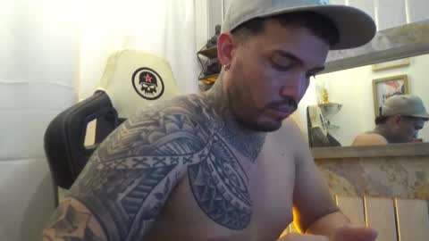 angellatino0 online show from September 24, 7:04 am