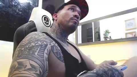 angellatino0 online show from February 18, 5:53 am