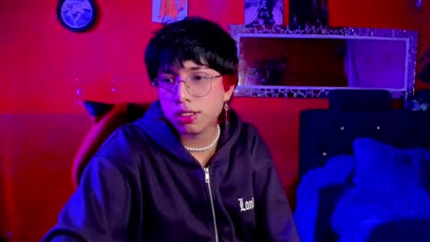 Snapshot of angellonfire chatting on February 22, 5:34 am Angel  online show from February 22, 5:34 am