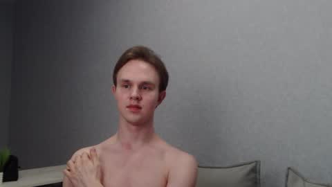 Angel online show from February 26, 9:20 pm