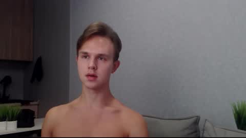 Angel online show from October 9, 9:04 am