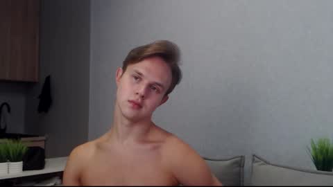 Angel online show from September 26, 9:06 am