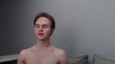 Angel online show from March 1, 3:38 pm