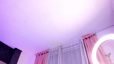 Angela online show from February 5, 5:16 pm