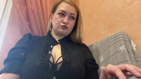 Amelia online show from April 10, 7:24 am