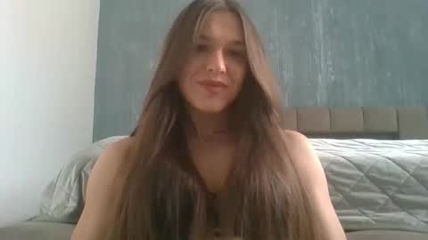angiemilly online show from September 30, 8:25 am