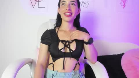 Snapshot of angiiebylpz chatting on September 21, 4:27 am violeth lopez online show from September 21, 4:27 am