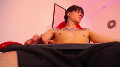 anhonymus online show from December 2, 5:15 am