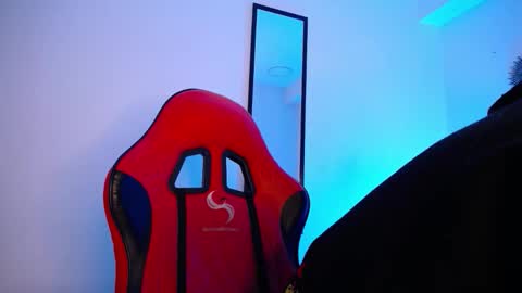 anhonymus online show from November 24, 3:38 am