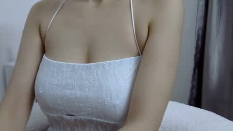 anianqueen online show from March 9, 2:21 pm