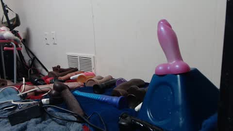 Snapshot of animergamergirl chatting on September 19, 3:10 am Twitter at animegamergrl. No vids for sale on Chaturbate. online show from September 19, 3:10 am