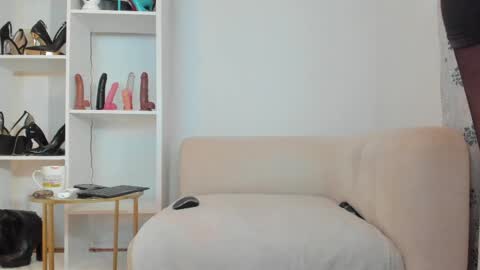 Luna online show from June 2, 7:32 am