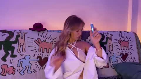 anita__hills online show from January 14, 11:31 am