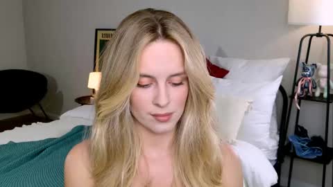 Anita online show from October 11, 3:15 pm