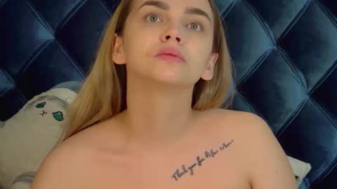 AnitaVenture online show from November 2, 4:01 am