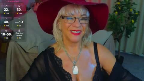 Anita online show from April 13, 9:57 am