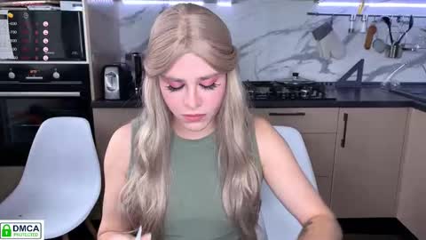 anjalin_sososok online show from October 23, 7:10 am