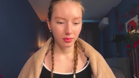 Anna online show from March 5, 12:47 pm