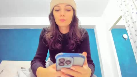 Snapshot of anna_lewis chatting on February 19, 1:06 pm Anna online show from February 19, 1:06 pm