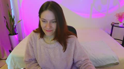 annaabels online show from October 11, 5:56 am