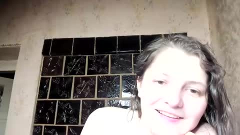 Snapshot of annaahcharm chatting on December 7, 9:00 am annaahcharm online show from December 7, 9:00 am