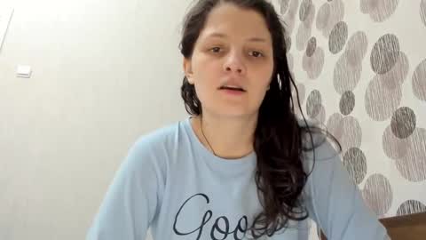 Snapshot of annaahcharm chatting on January 8, 12:37 pm annaahcharm online show from January 8, 12:37 pm