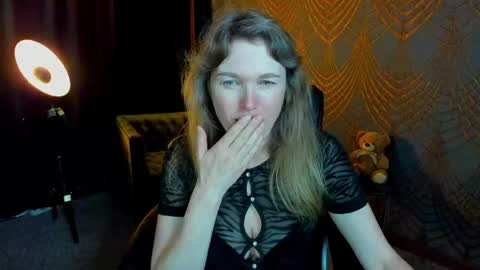 Annabel online show from May 14, 5:44 pm