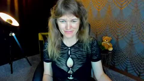 Annabel online show from June 13, 6:02 am