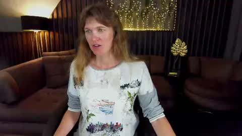 Annabel online show from July 16, 5:38 pm
