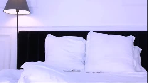 AnnaBelle online show from November 18, 2:47 am