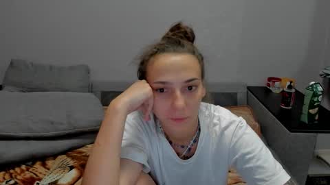 annabishop online show from December 3, 6:25 am