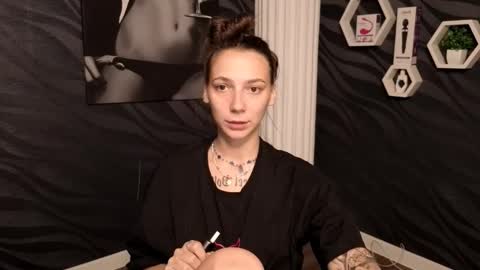 annabishop online show from October 5, 1:25 am