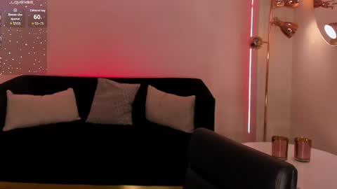 Anna Brooks  online show from March 26, 8:03 pm