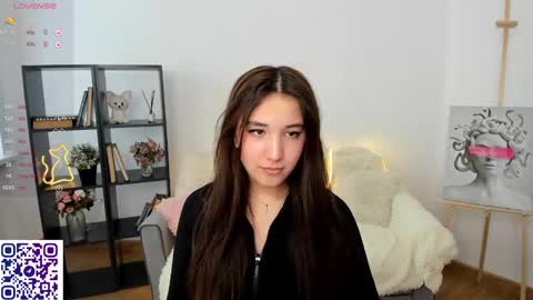 Snapshot of annaelfi chatting on March 2, 9:31 am Anna online show from March 2, 9:31 am