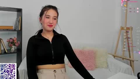 Snapshot of annaelfi chatting on February 22, 2:39 am Anna online show from February 22, 2:39 am