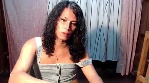 annalala22 online show from May 27, 2:47 pm