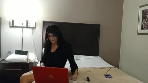 Anna Lee Cross online show from April 1, 8:59 am